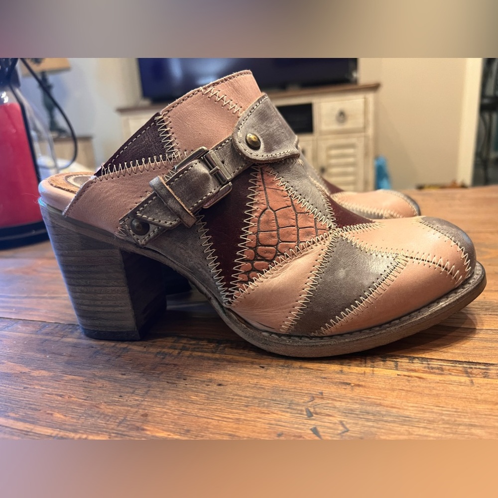 Freebird Beetle Slip-on shoes